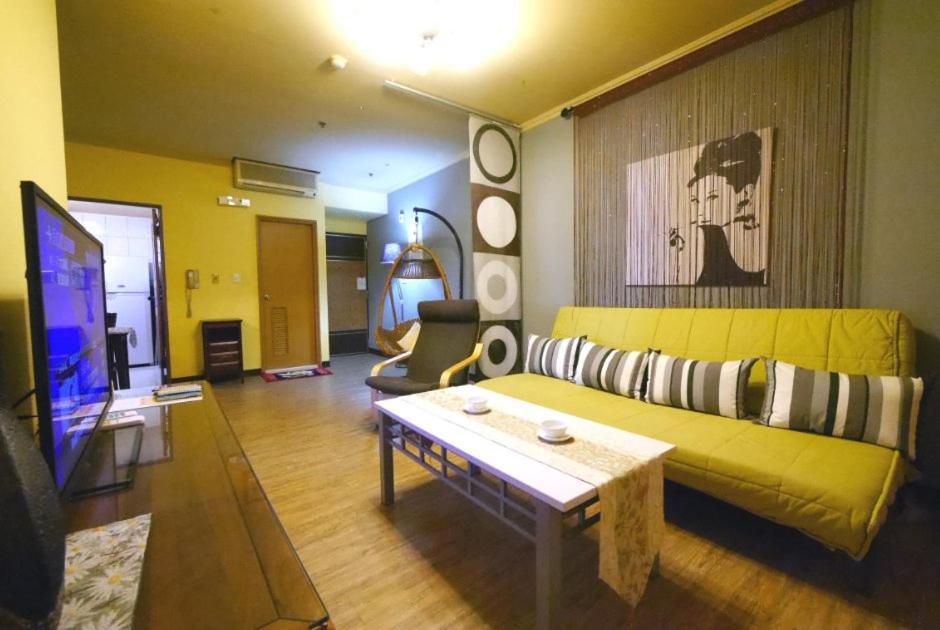 Jia Jia House Lägenhet Kaohsiung Exteriör bild