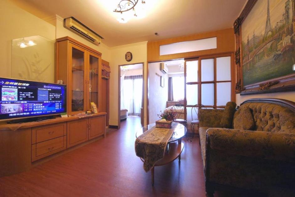 Jia Jia House Lägenhet Kaohsiung Exteriör bild