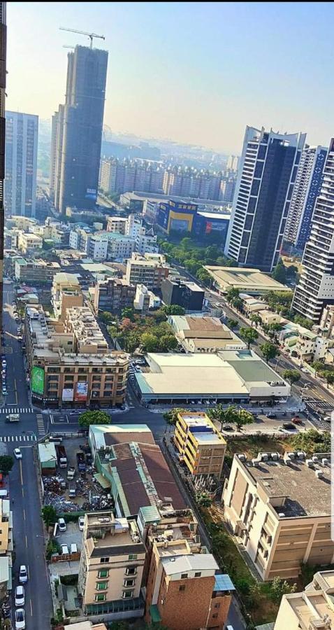Jia Jia House Lägenhet Kaohsiung Exteriör bild